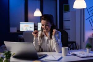 O novo perfil do investidor de luxo busca prazer, significado e autenticidade — onde cada investimento conta uma história pessoal.